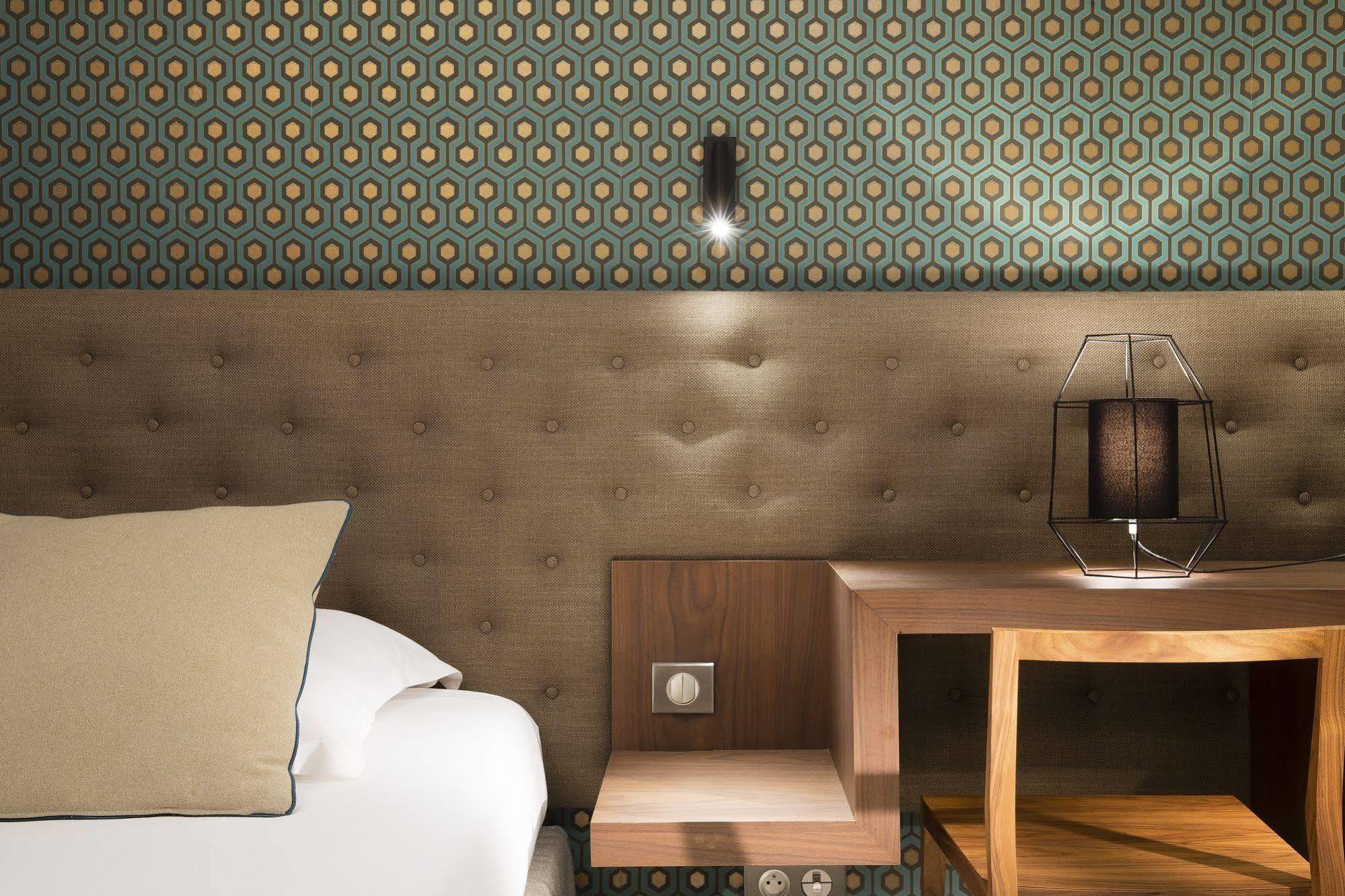 Hotel Sophie Germain Paris Exterior photo